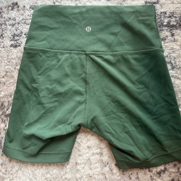 Gently Worn Lululemon Evergreen Light Green Shorts - Picture 1 of 2